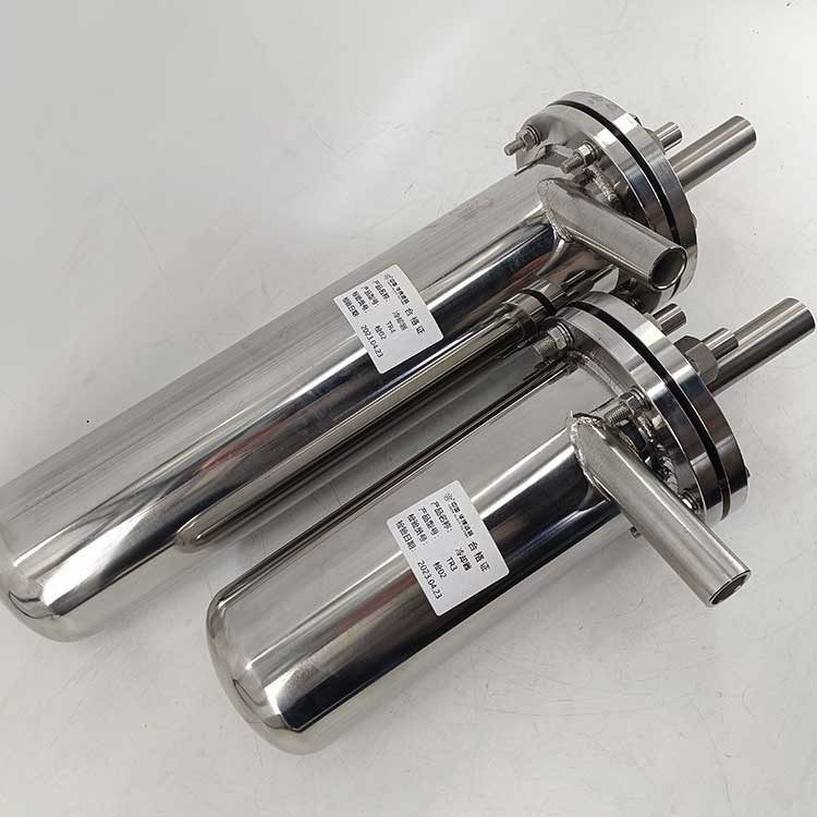 mg冰球突破十大平台供应B型双盘管高效冷却器HK-5100A001B